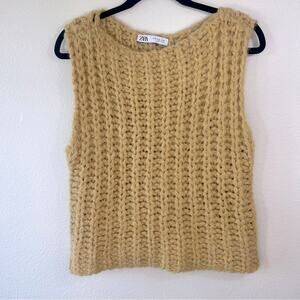 Zara Women's Sweater in Mustard Yellow